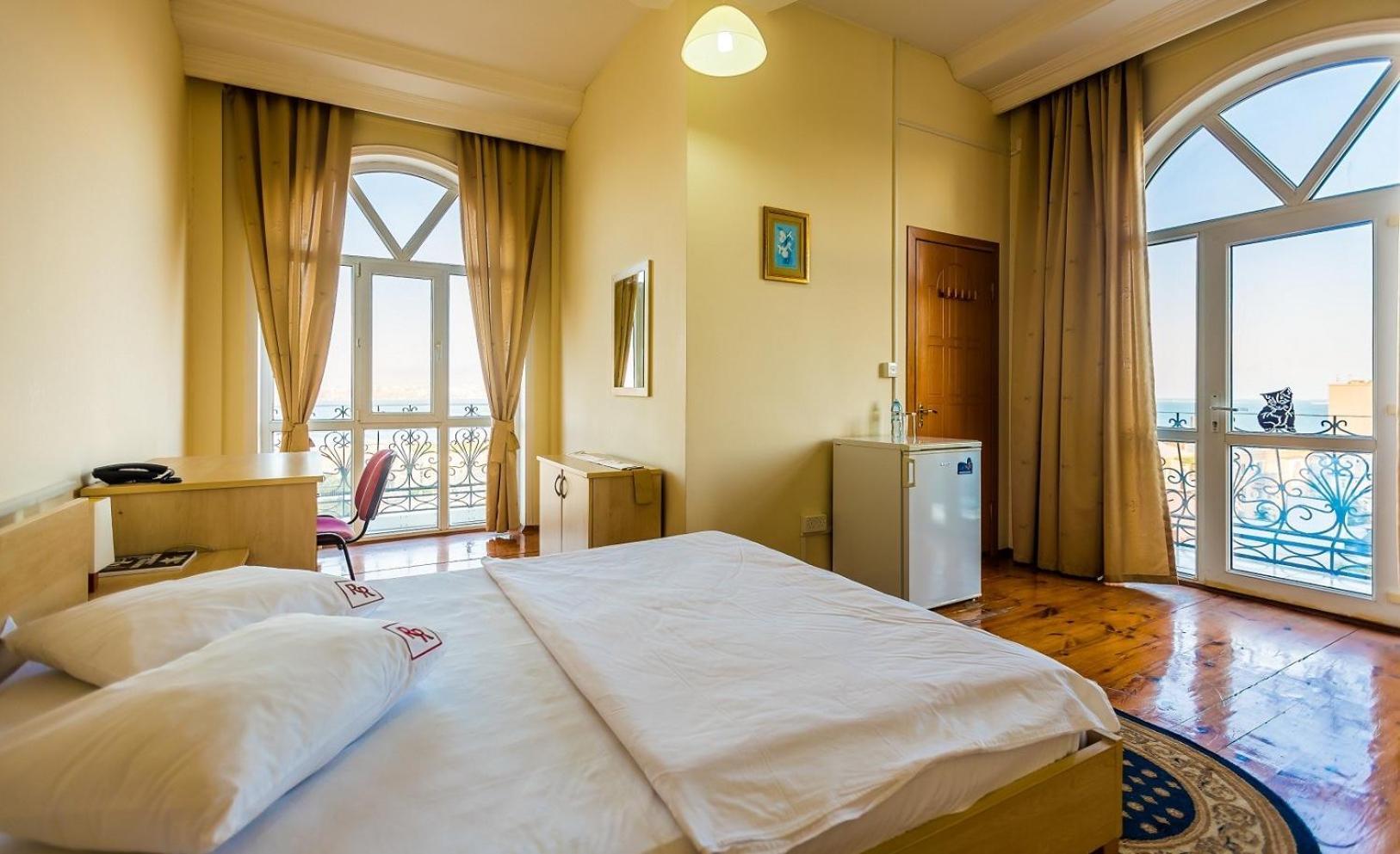 Red Roof Seaview Hotel Baku Zewnętrze zdjęcie